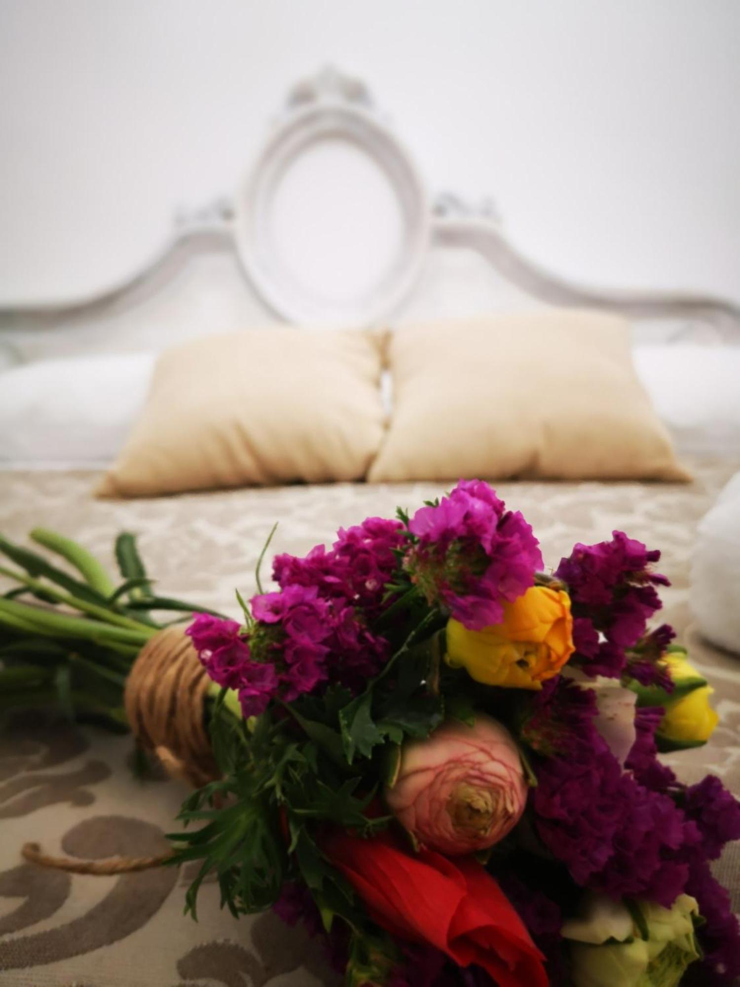 Corte Pietrantica - Charming Rooms & Suites Giovinazzo Habitación foto